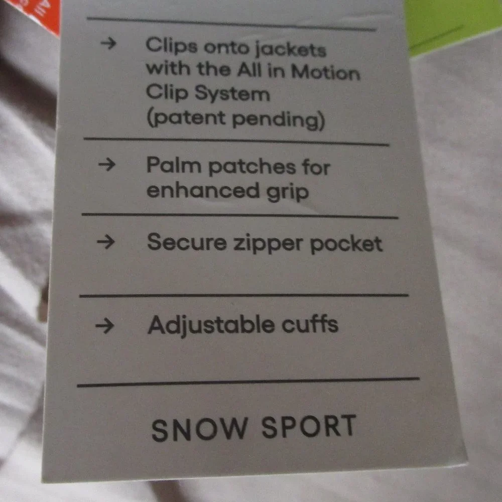 BRAND NEW child size snow sport gloves